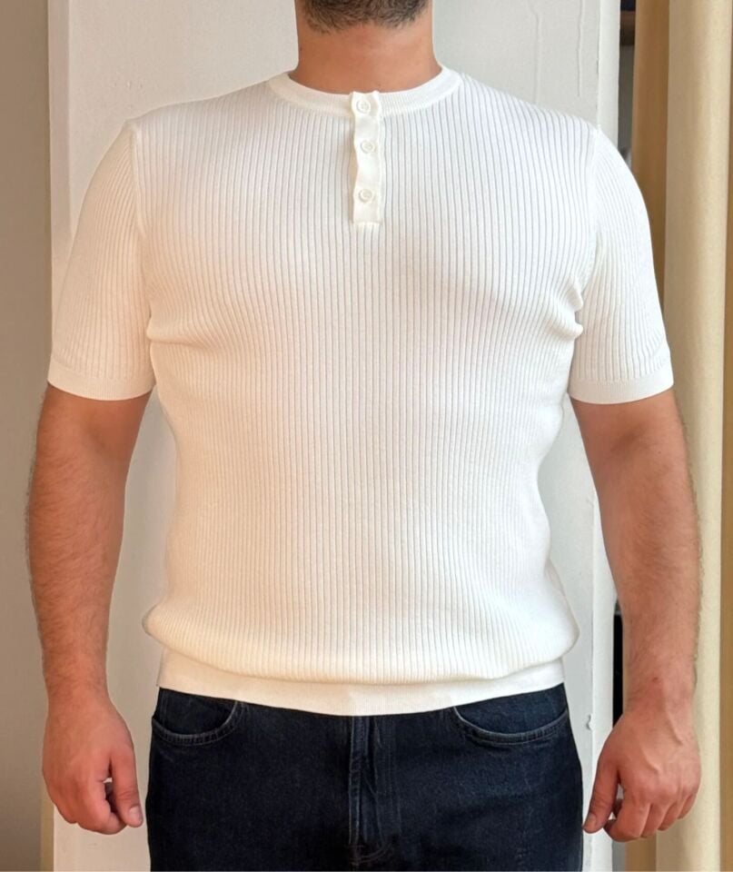 Fitilli Düğmeli Yaka İnterlok Tshirt - BEYAZ