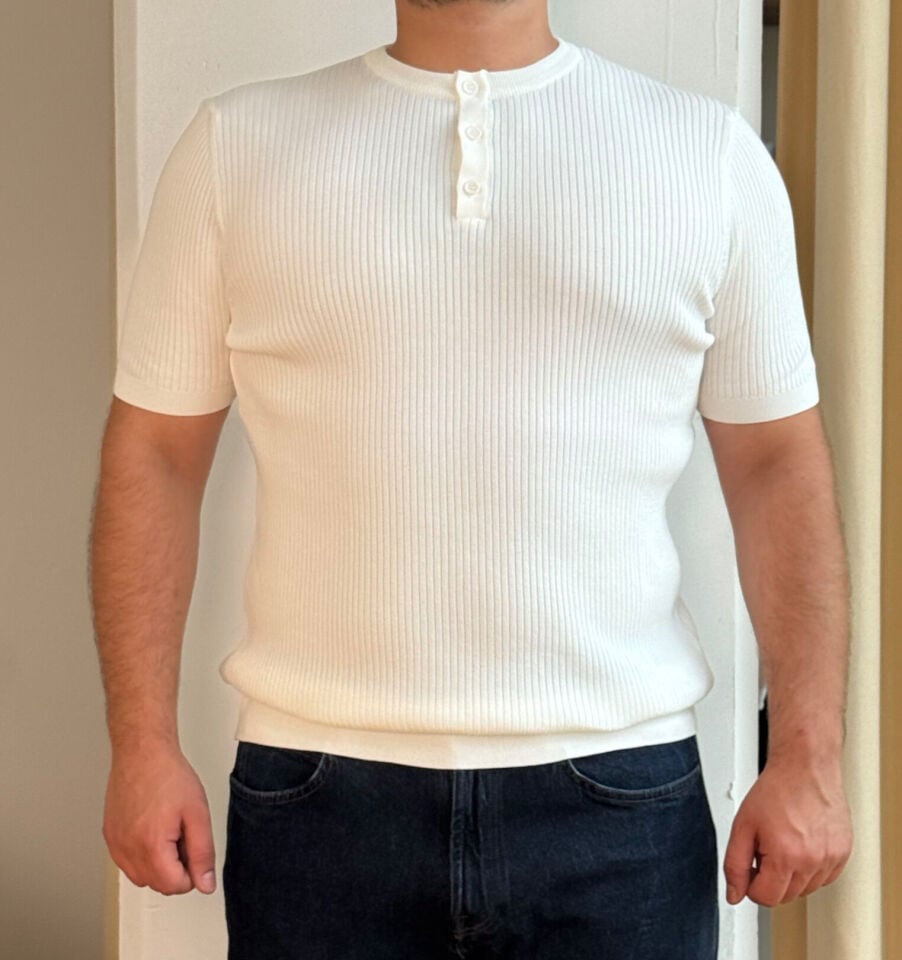 Fitilli Düğmeli Yaka İnterlok Tshirt - BEYAZ