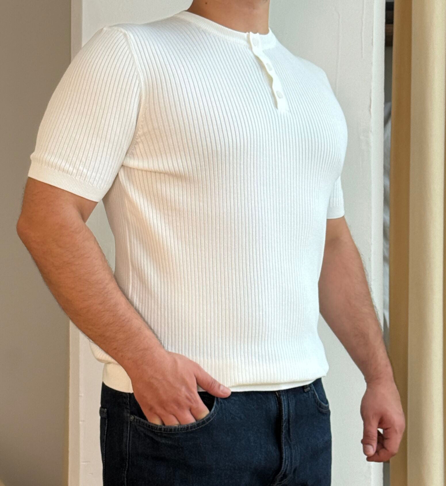 Fitilli Düğmeli Yaka İnterlok Tshirt - BEYAZ