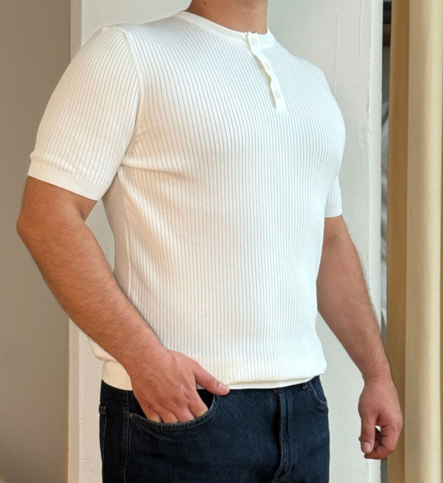 Fitilli Düğmeli Yaka İnterlok Tshirt - BEYAZ